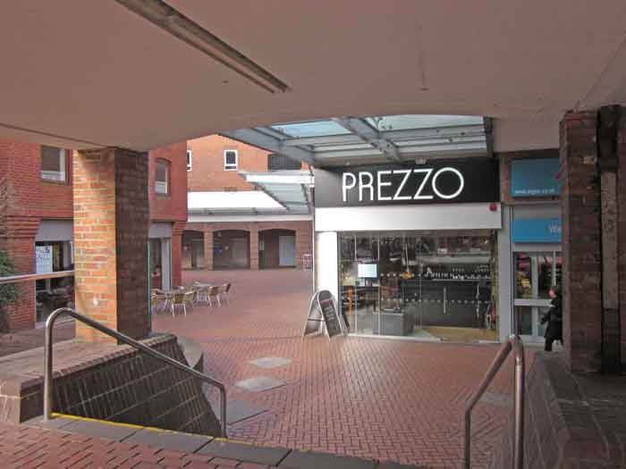 pedestrian precinct with Prezzo's